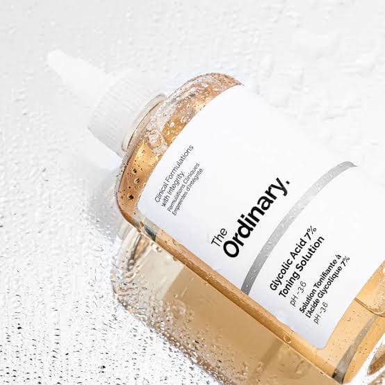 The Ordinary Glycolic Acid 7% Exfoliating Toner (240ml)
